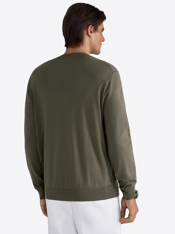 Vantory Sweater in Green