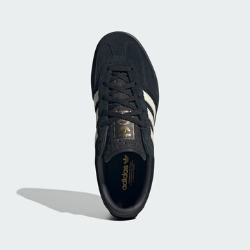 ADIDAS ORIGINALS Matalavartiset tennarit 'Gazelle Stack' värissä musta