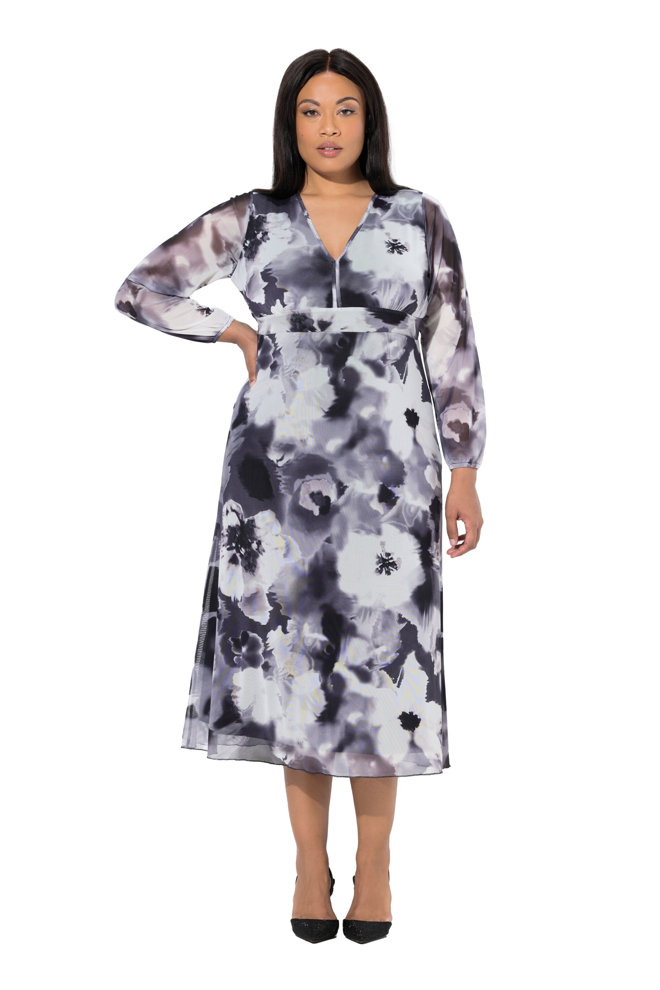 Ulla Popken Dress in Black: front