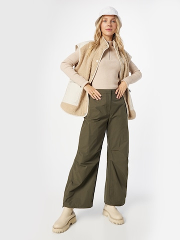 WEEKDAY Wide Leg Hose 'Nilo' in Grün