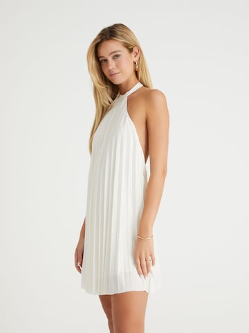 ABOUT YOU x Millane Dress 'Andrea' in White: front