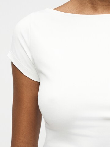 T-shirt HOLLISTER en blanc