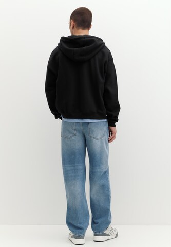 Pull&Bear Sweatjakke i sort