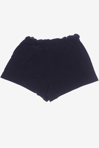 Monki Shorts in M in Black