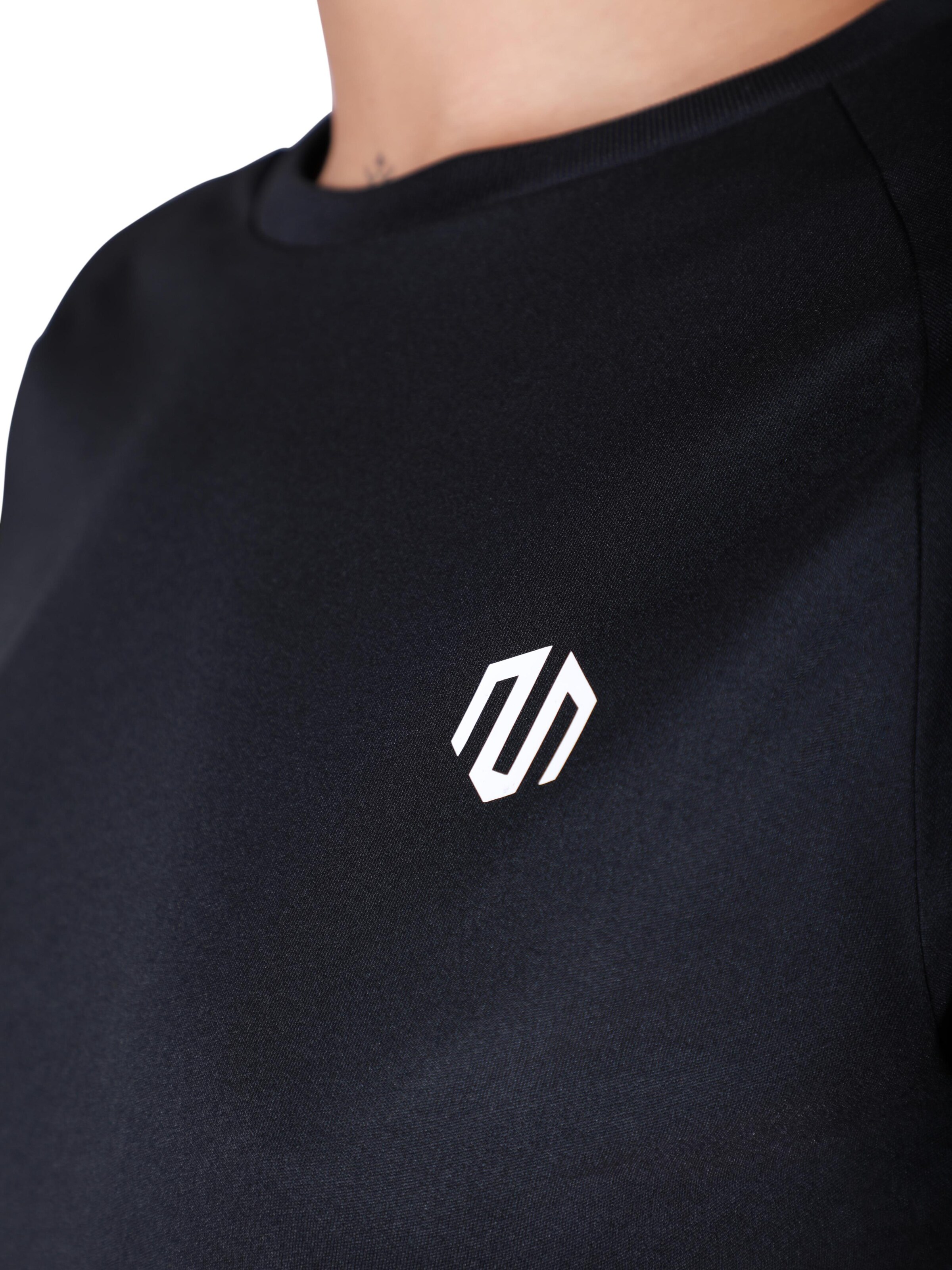 MOROTAI Performance Shirt in Black