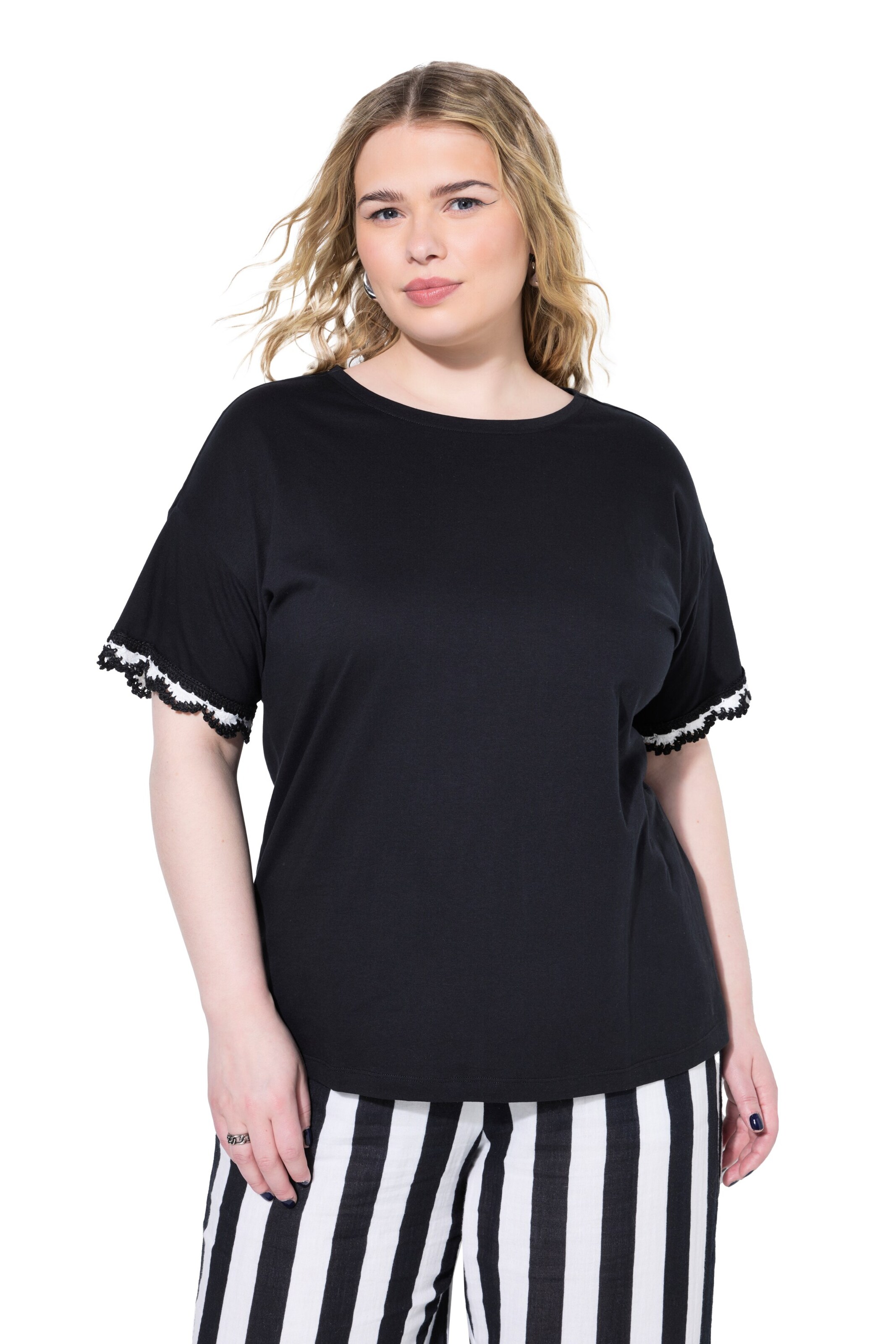 Studio Untold Shirt in Zwart: voorkant