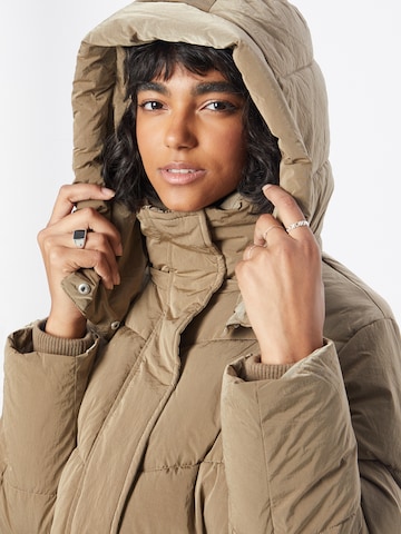 Cappotto invernale di Calvin Klein in beige