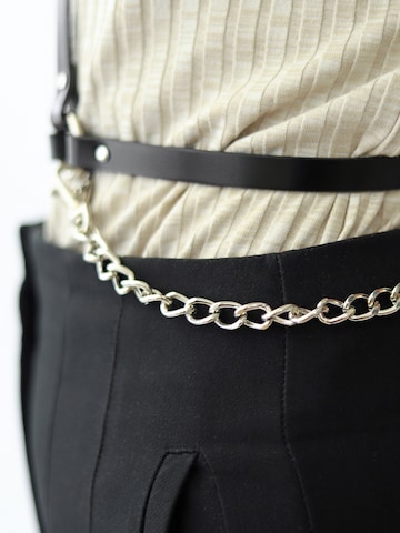Haute Cuir Gürtel 'Thin Chain Harness'‌‌‌‌‌‌‌‌‌ in Schwarz