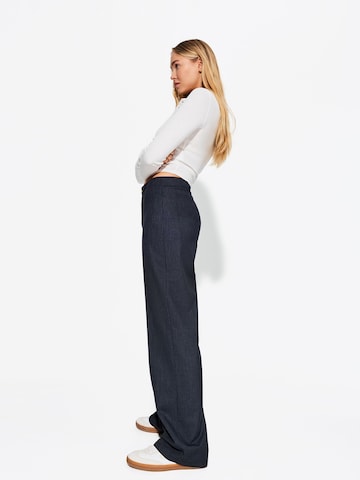 Bershka Wide Leg Hose in Blau