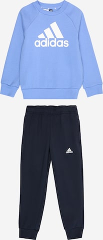 ADIDAS SPORTSWEAR Trainingsanzug 'Essentials Logo Fleece' in Blau: predná strana