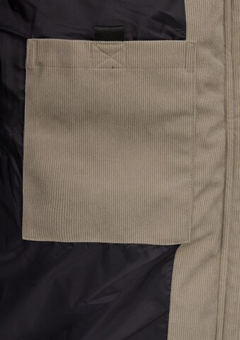 s.Oliver Winterjas in Beige