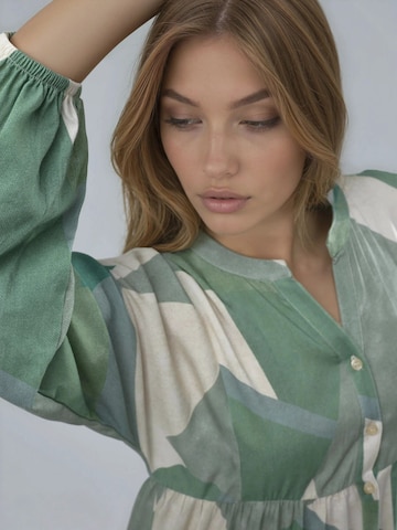 Hiccup Shirt Dress in Green