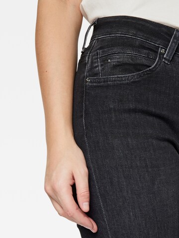 Mavi - Slimfit Vaquero 'KENDRA' en gris