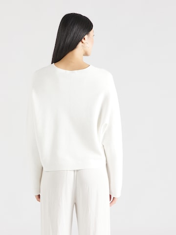 Pull-over 'MEAMI' DRYKORN en blanc
