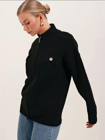 Bigdart Knit cardigan in Black