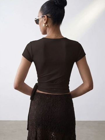 Dilvin Blouse in Bruin