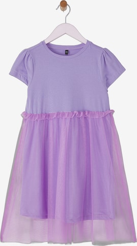 Trendyol Mekko värissä lila: etupuoli