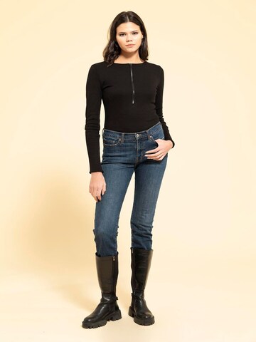 For You Moda Blouse in Zwart