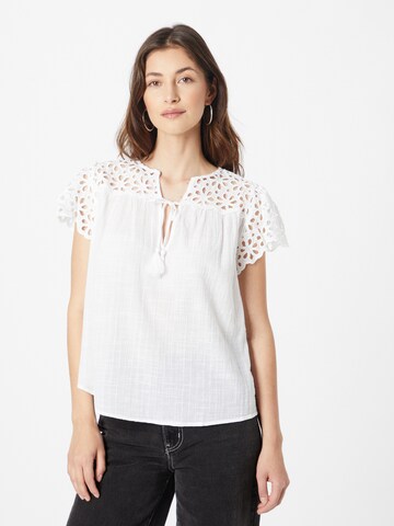 QS Blouse in Wit: voorkant