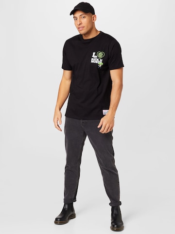 Family First Shirt in Black