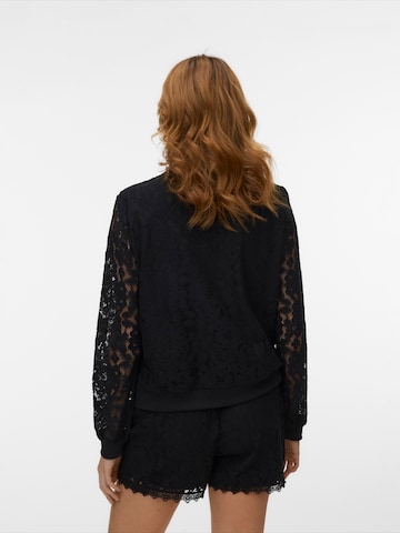 VERO MODA Kurtka przejściowa 'VMHONEY' w kolorze czarny