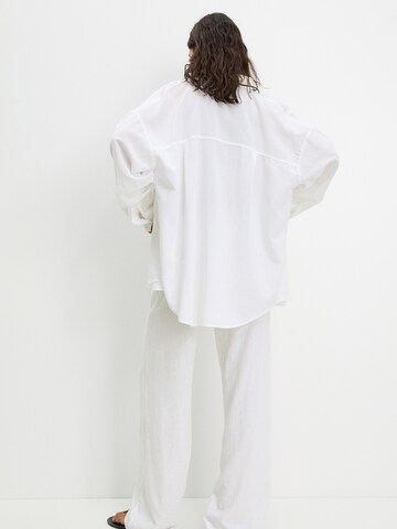 Pull&Bear Blouse in White