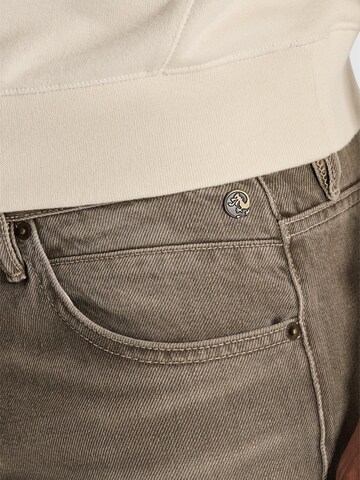 CAST IRON Loosefit Farkut 'Steeper relaxed fit jeans' värissä harmaa