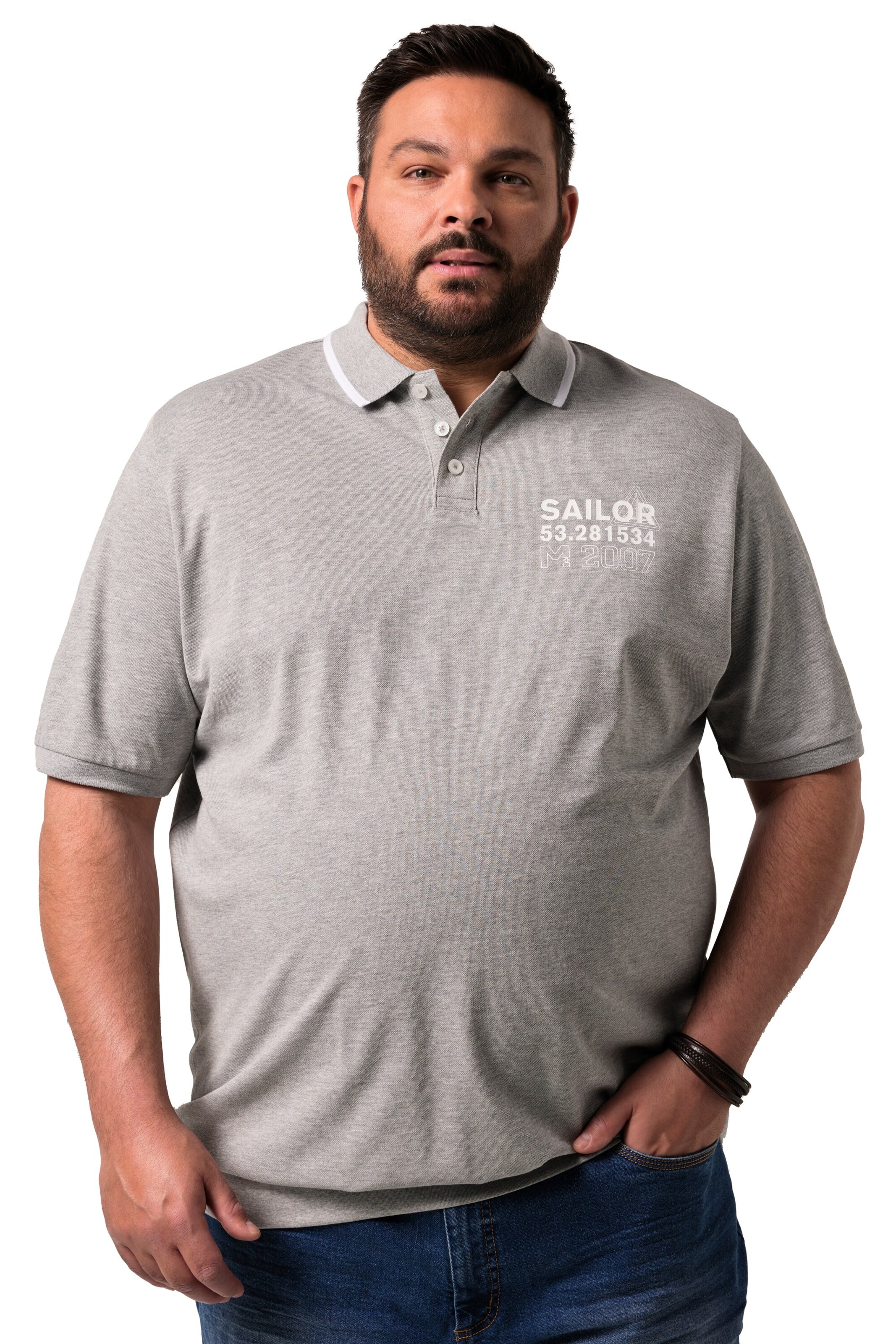 Men Plus Shirt in Grey: front