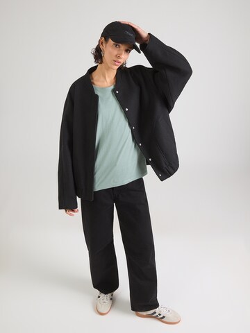 Sublevel T-shirt 'ASLINA' i grön