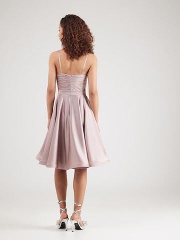 mascara Коктейльное платье в Лиловый