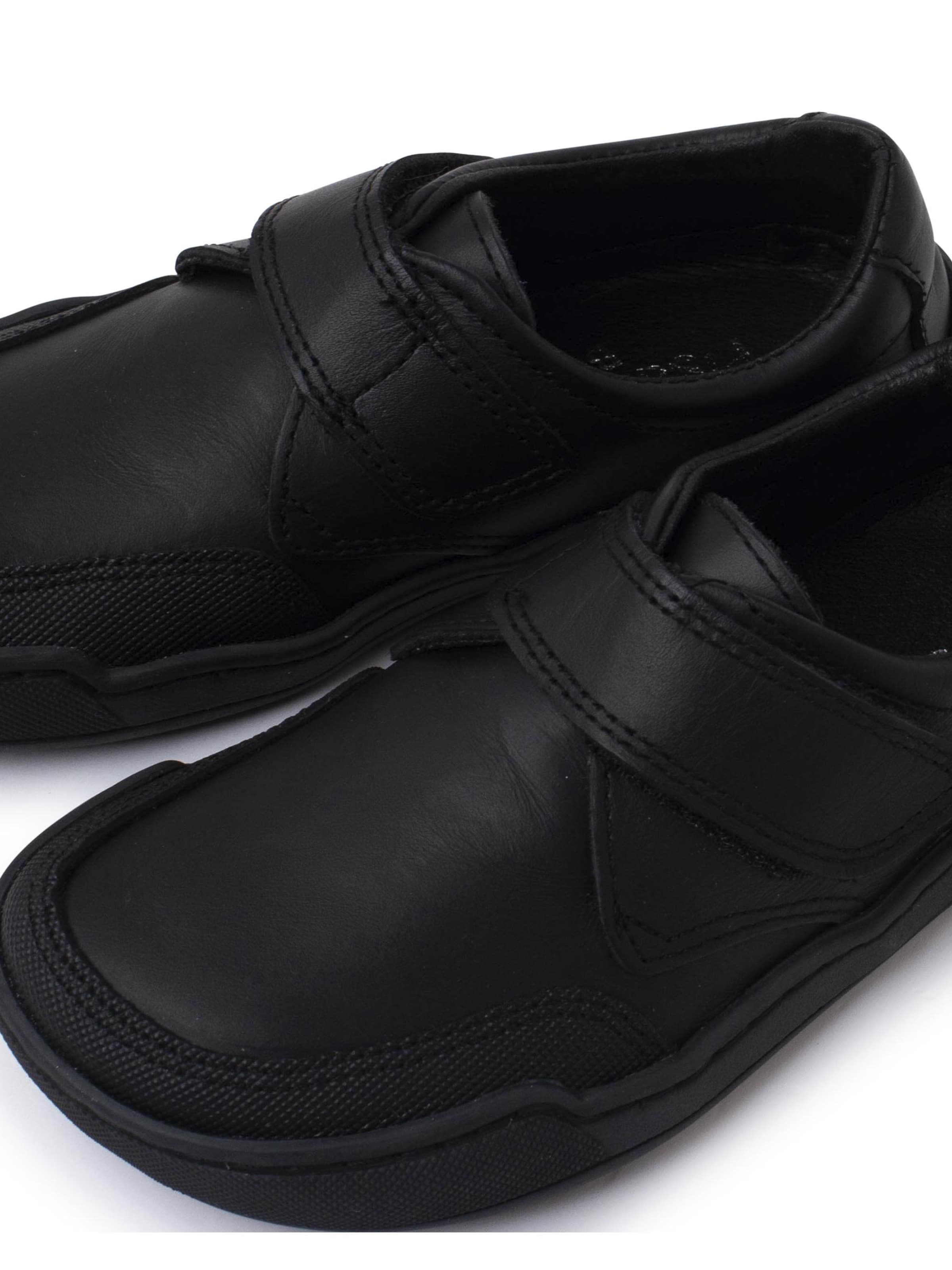 Chaussure basse Pisamonas en noir