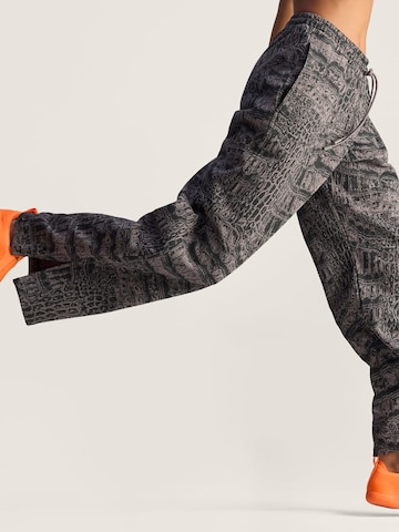 ADIDAS BY STELLA MCCARTNEY Loosefit Sportbroek in Zwart