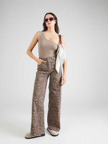 ABOUT YOU Top 'Pina' in Beige