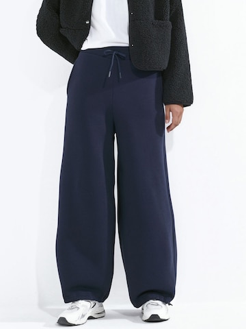 Skinny Pantalon de sport 'Jogginghose' Hiccup en bleu : devant