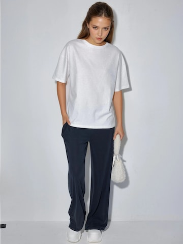 Busem T-Shirt in Weiß