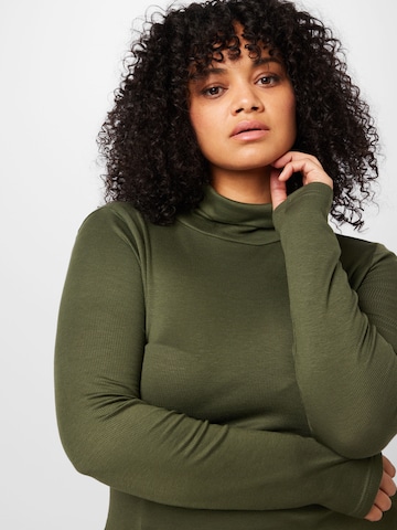 Guido Maria Kretschmer Curvy Shirt 'Saskia' in Groen