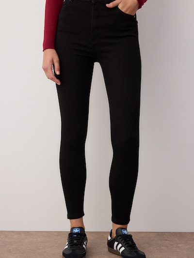 Trendyol Jean en noir denim, Vue avec produit