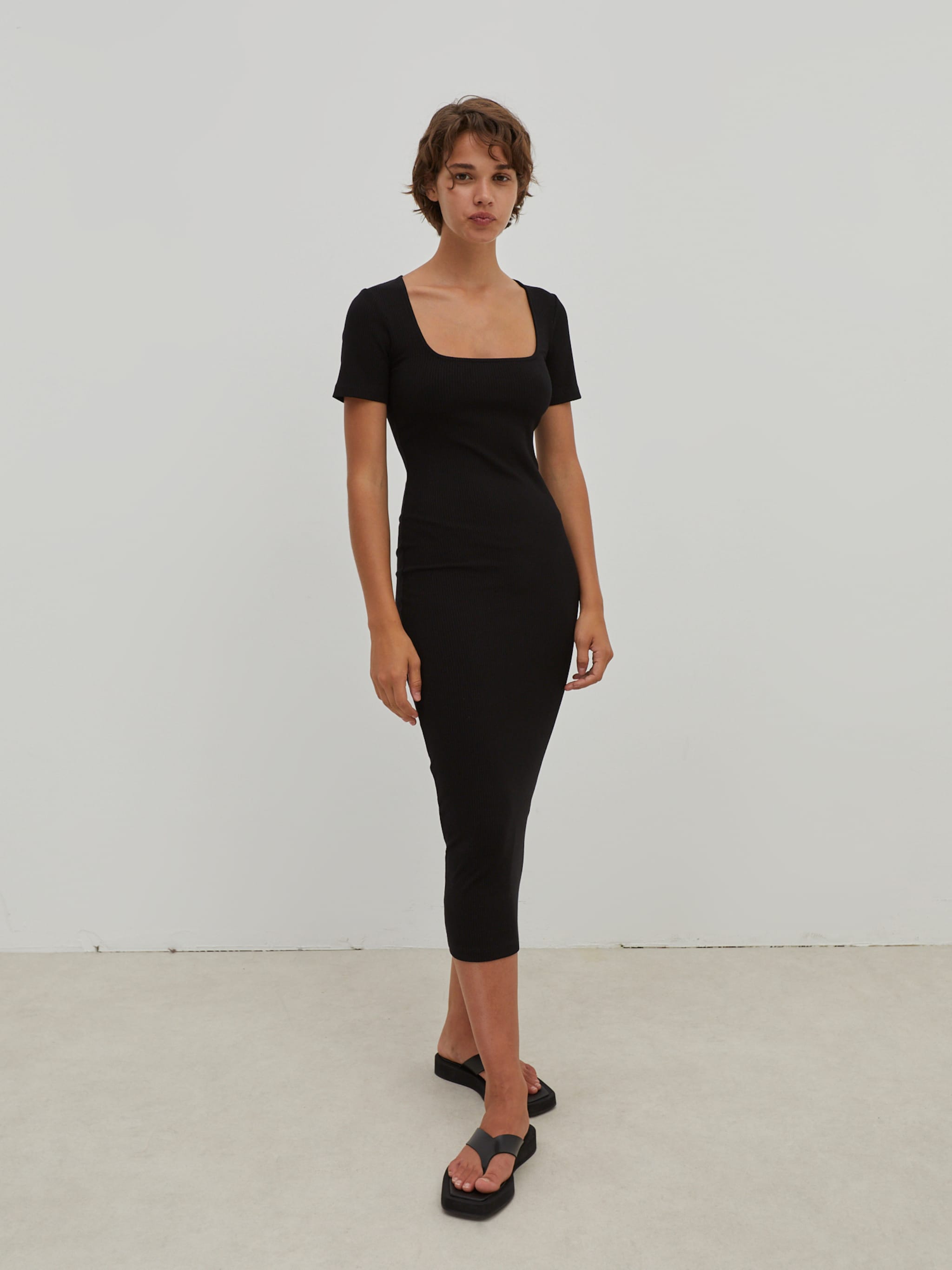 EDITED Producten Jurk 'Ingrid' Zwart
