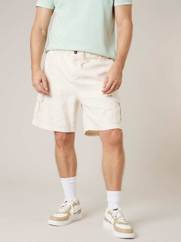 Deeluxe Loosefit Hose‌‌‌‌‌‌‌‌ in Beige