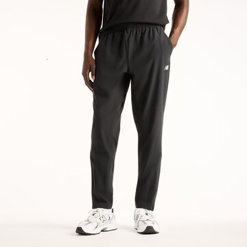 new balance Regular Pants in Black: front