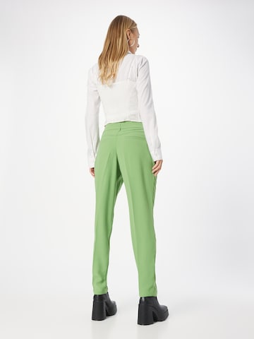 Cream Regular Pleat-front trousers 'Saga' in Green