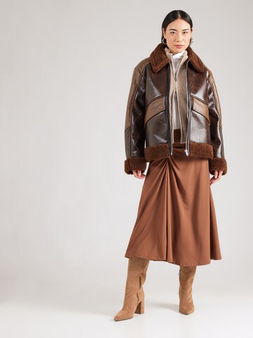 Gonna 'Nina' di ABOUT YOU in marrone