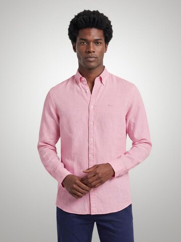 McGREGOR Regular fit Button Up Shirt in Pink: front