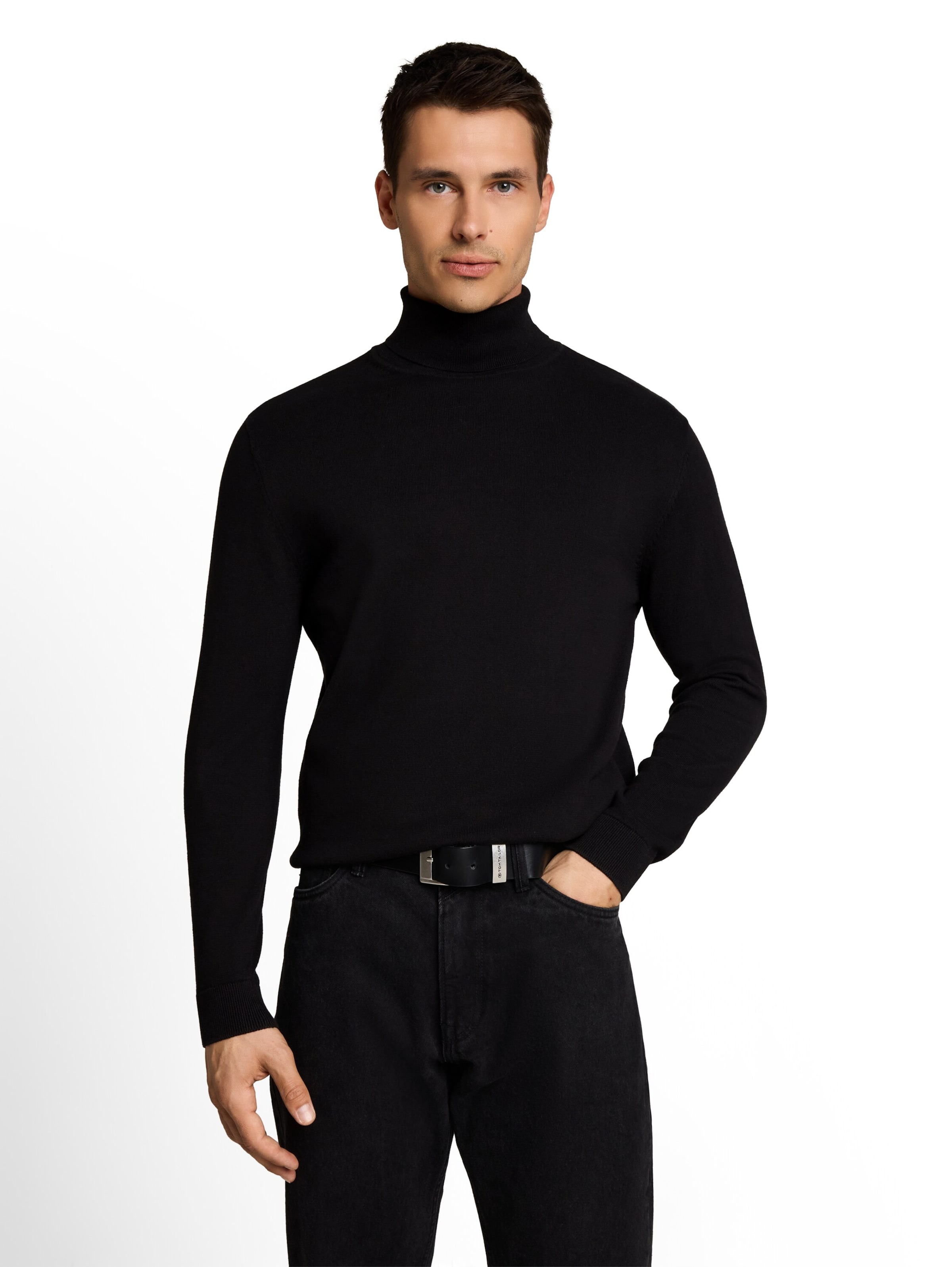TOM TAILOR Sweater in Black: front
