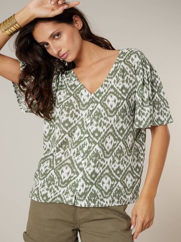 Chemisier 'Ehoma' Deeluxe en vert : devant