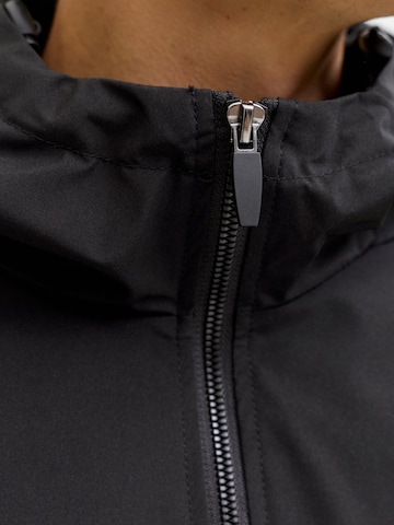 Veste mi-saison JACK & JONES en noir