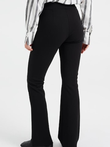 WE Fashion Flared Pants in Black