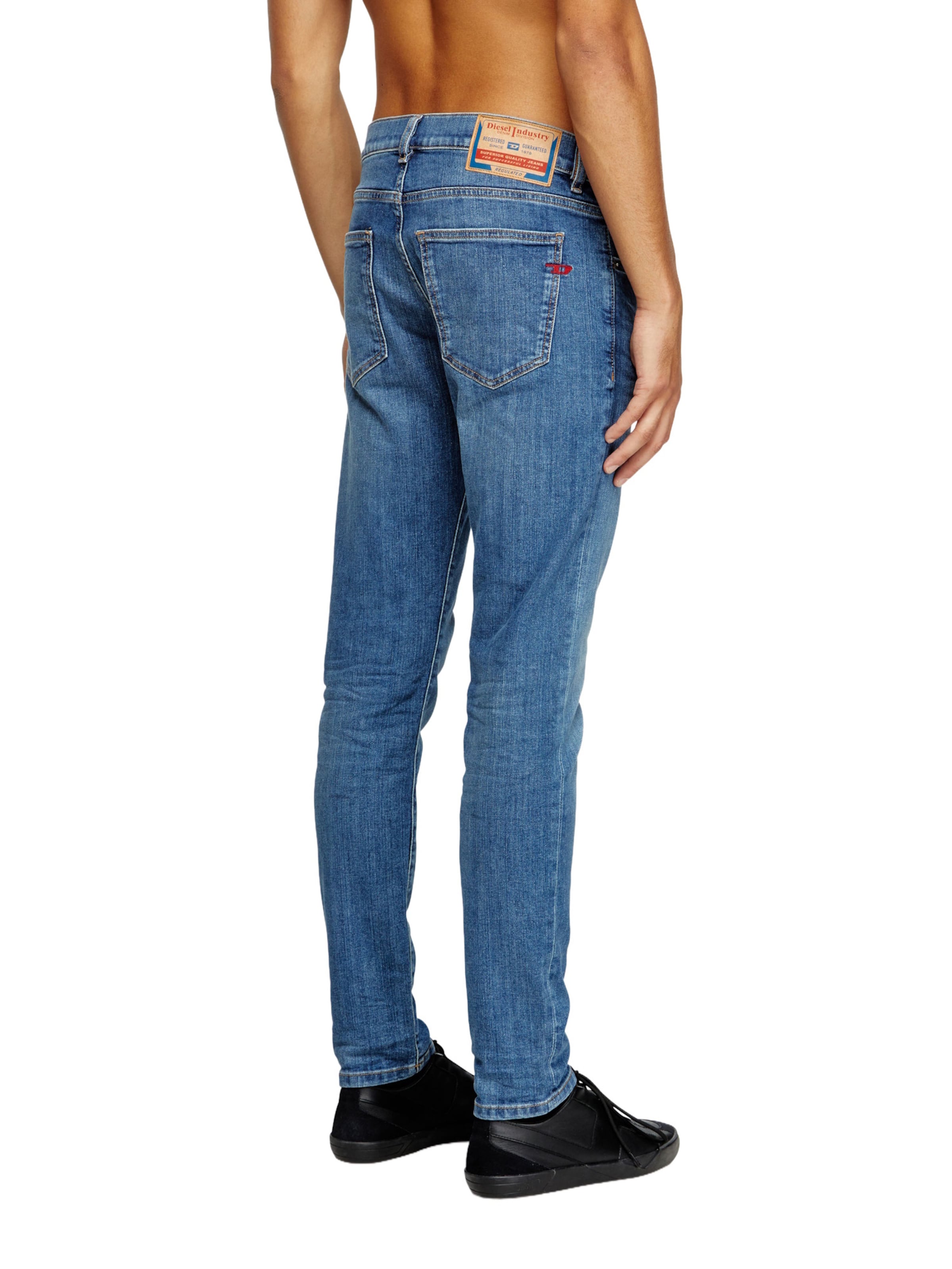 DIESEL - Slimfit Vaquero '2019 D-STRUKT' en azul