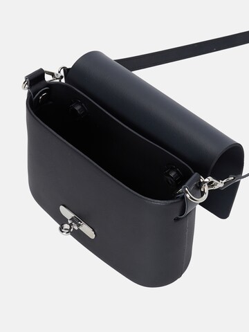 O bag Shoulder Bag in Black