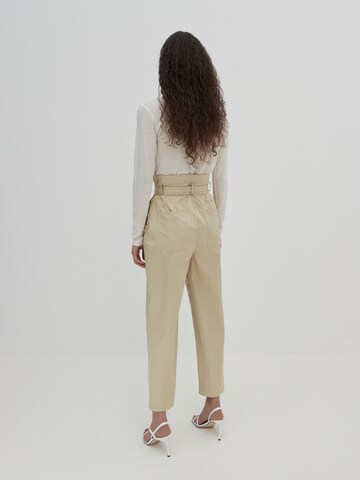 regular Pantaloni 'Ella' di EDITED in beige